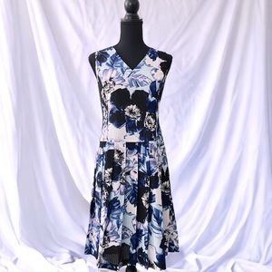 Nine West Sleeveless Floral Pleated Dress